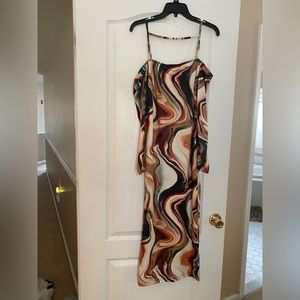 *SOLD* Off the shoulder M floor length bodycon dress! NWOT